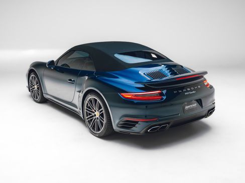 Used 2019 Porsche 911 Turbo AWD/4WD image 10