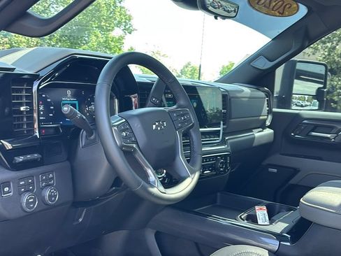 Used 2026 Chevrolet Silverado 2500 ZR2 w/ LPO, Dark Essentials Package AWD/4WD image 22