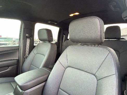 Used 2024 Chevrolet Colorado Trail Boss w/ Advanced Trailering Package AWD/4WD image 16
