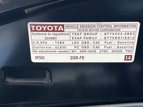Used 2016 Toyota Avalon XLE image 22