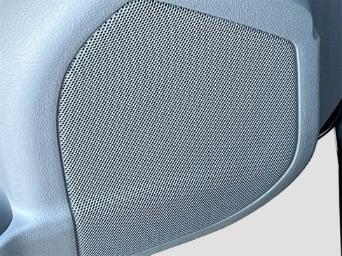 Used 2016 Toyota Camry SE image 18