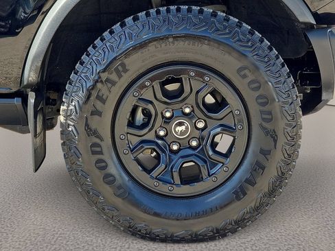Used 2023 Ford Bronco Wildtrak AWD/4WD image 7