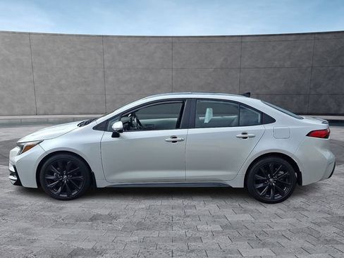 Used 2023 Toyota Corolla SE w/ SE Premium Package FWD image 5