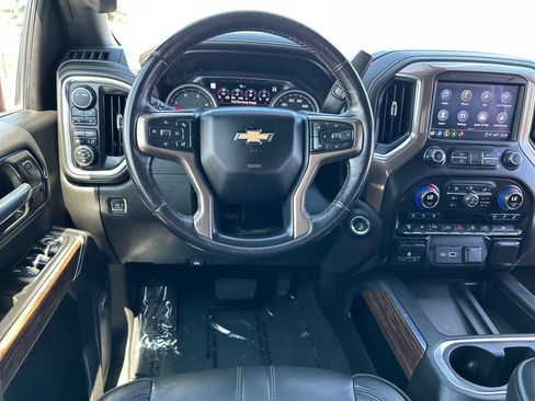 Used 2023 Chevrolet Silverado 3500 High Country w/ LPO, Hitch Package AWD/4WD image 9