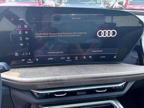 Used 2025 Audi Q5 Premium w/ Convenience Package AWD/4WD image 24