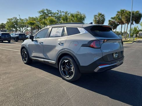 New 2026 Kia Sportage EX FWD image 6
