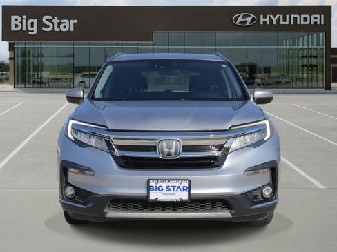 Used 2019 Honda Pilot Elite image 2