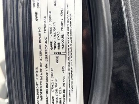 Used 2018 RAM 1500 ST w/ SXT Appearance Group AWD/4WD image 21