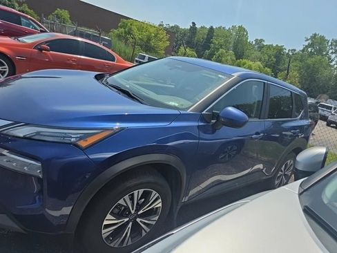 Certified 2023 Nissan Rogue SV AWD/4WD image 6