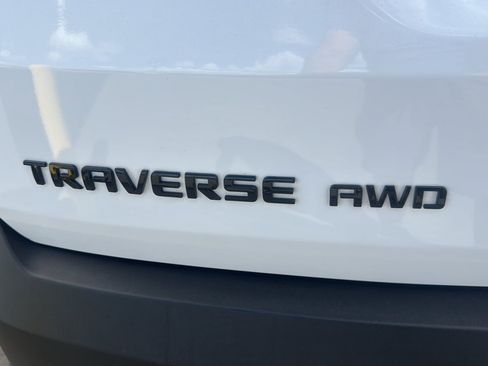 Used 2023 Chevrolet Traverse RS AWD/4WD image 51