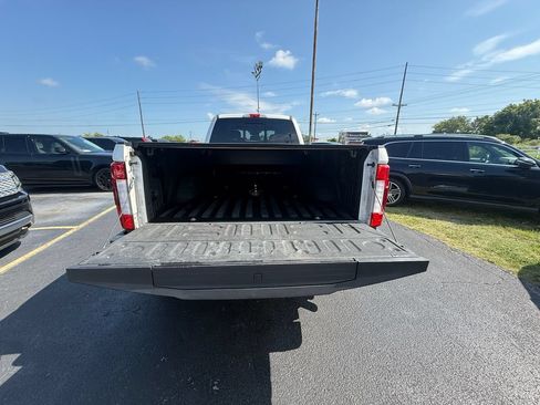 Used 2018 Ford F350 Lariat w/ Lariat Ultimate Package AWD/4WD image 5