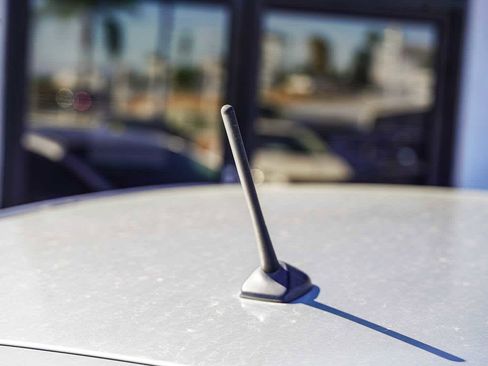 Used 2015 Subaru Impreza 2.0i Premium image 40