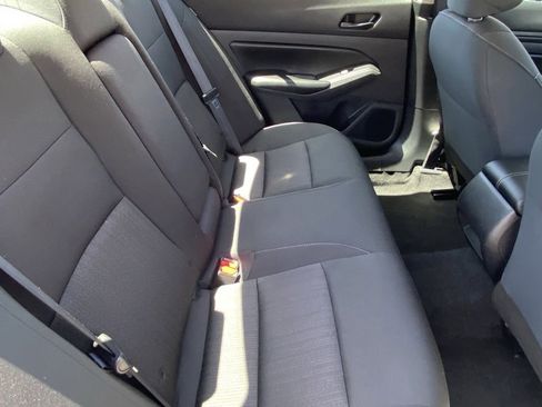 Used 2025 Nissan Altima 2.5 S FWD image 18