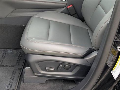 New 2026 Ford Explorer Active w/ Active Comfort Package RWD image 4