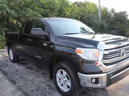 Used 2016 Toyota Tundra SR5 w/ SR5 Upgrade Package AWD/4WD image 1