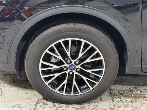Used 2022 Ford Escape Titanium w/ Titanium Premium Package FWD image 52