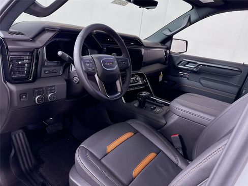 New 2026 GMC Sierra 1500 AT4 w/ AT4 Premium Package AWD/4WD image 4