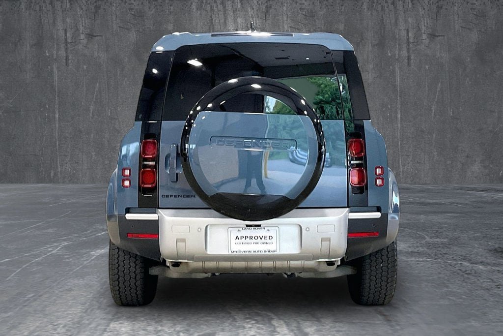 Used 2024 Land Rover Defender 90 S AWD/4WD image 6