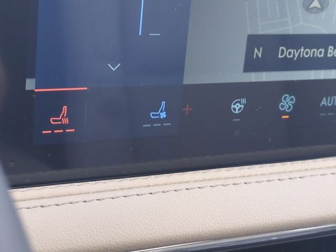 New 2026 Lincoln Corsair Premiere image 23