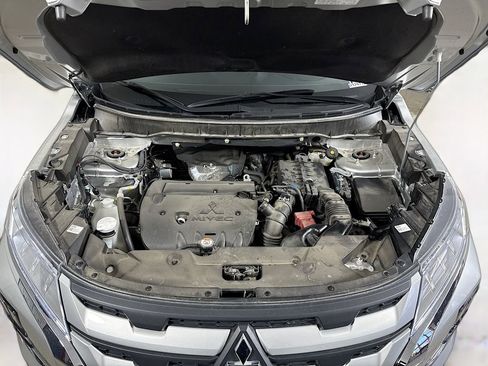 Used 2025 Mitsubishi Outlander Sport AWD image 24