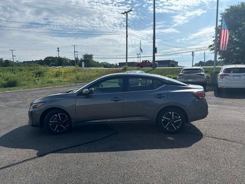 Certified 2025 Nissan Sentra SV w/ All-Weather Package FWD image 6
