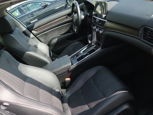 Used 2021 Honda Accord EX-L image 23