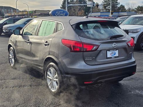 Used 2019 Nissan Rogue Sport S w/ Appearance Package image 5