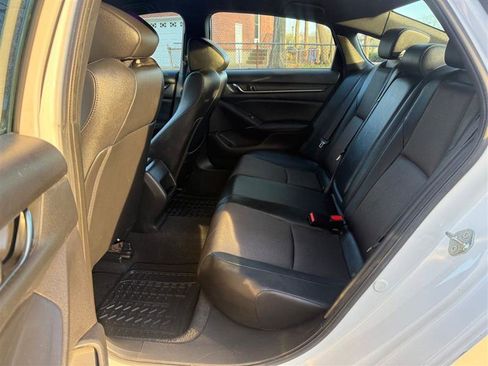 Used 2020 Honda Accord Sport image 11