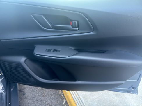 New 2026 Toyota Prius Plug-In Hybrid FWD image 19