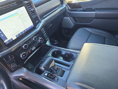 Used 2021 Ford F150 Lariat w/ Equipment Group 502A High image 24