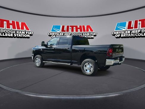 Used 2026 RAM 2500 Tradesman w/ Chrome Appearance Group AWD/4WD image 6