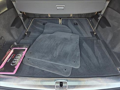 Used 2023 Audi Q7 3.0T Premium w/ Convenience Package image 6