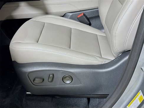 New 2026 GMC Acadia Elevation image 17