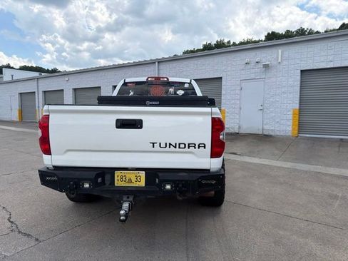 Used 2017 Toyota Tundra SR5 w/ SR5 Upgrade Package AWD/4WD image 20