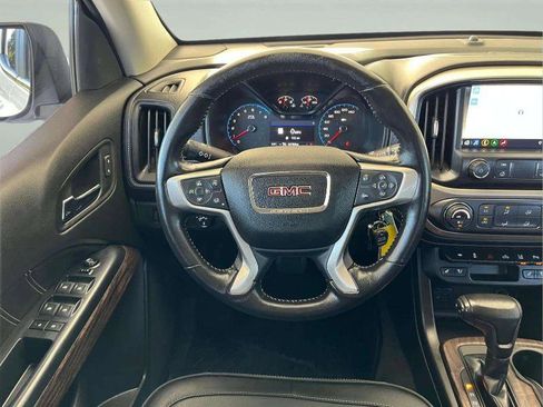 Used 2021 GMC Canyon Denali image 14