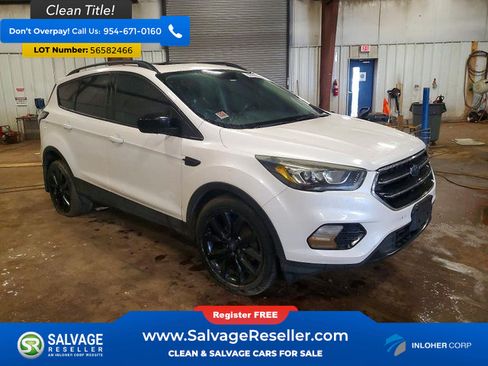 Used 2017 Ford Escape SE w/ Equipment Group 201A FWD image 5
