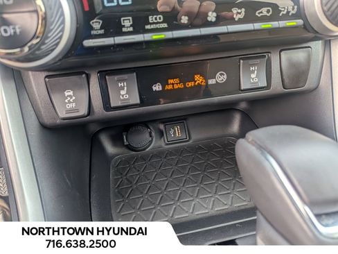 Used 2025 Toyota RAV4 XLE Premium w/ Weather Package AWD/4WD image 16