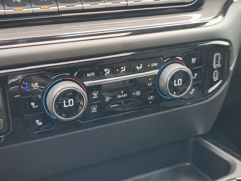 New 2026 Chevrolet Silverado 1500 ZR2 AWD/4WD image 19