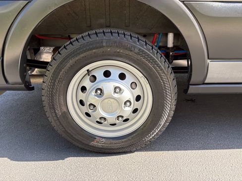 Used 2024 Ford Transit 250 148 Medium Roof Extended AWD w/ Load Area Protection Package image 29