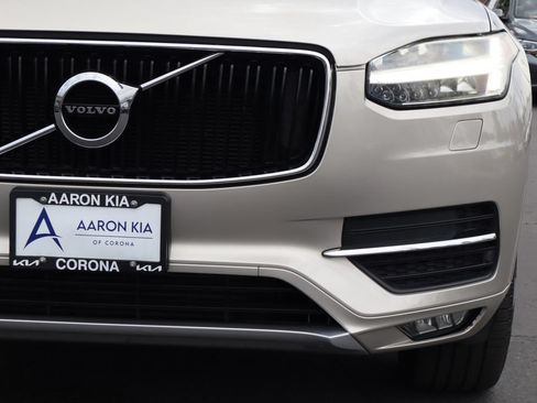 Used 2016 Volvo XC90 T6 Momentum w/ Momentum Plus Package AWD/4WD image 8