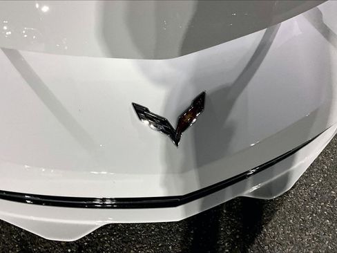 Used 2015 Chevrolet Corvette Z51 3LT w/ 3LT Preferred Equipment Group image 31