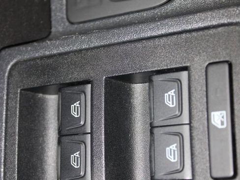 Used 2021 Ford Bronco Badlands image 48