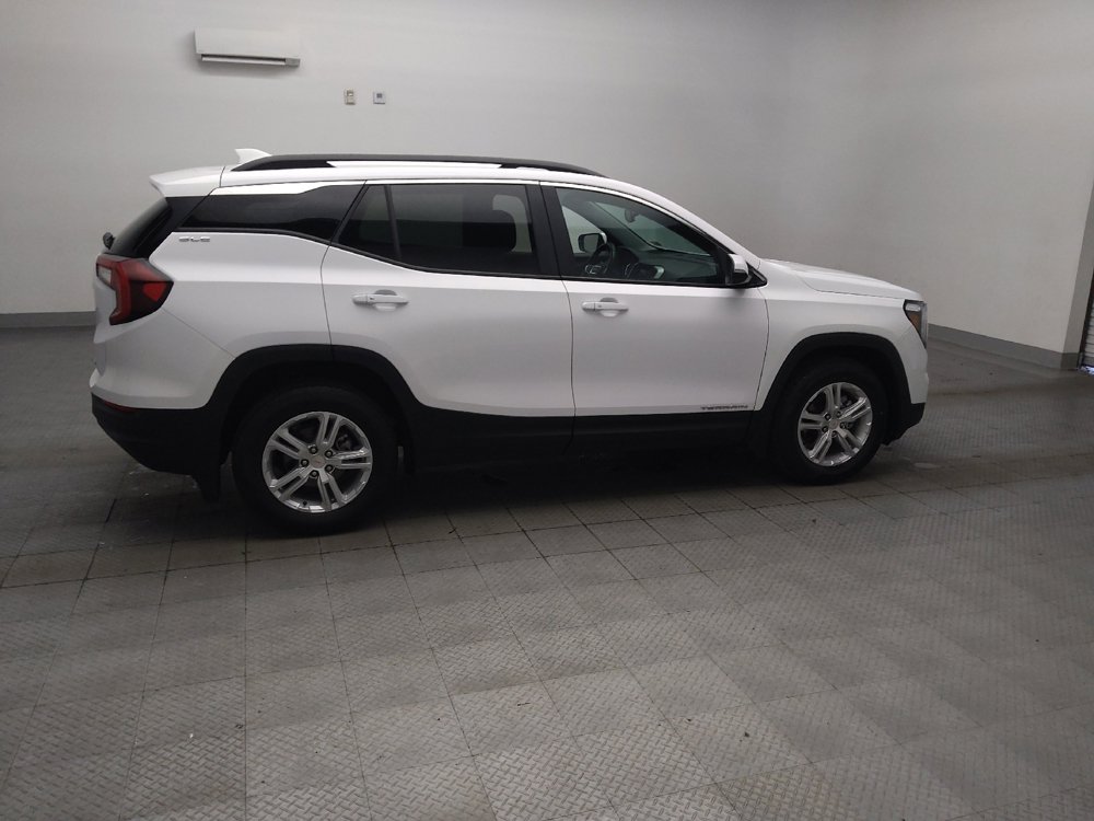 Used 2024 GMC Terrain SLE w/ Driver Convenience Package AWD/4WD image 10