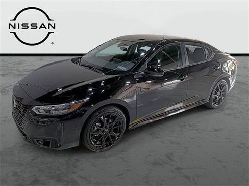 Used 2025 Nissan Sentra SR w/ Midnight Edition FWD image 1