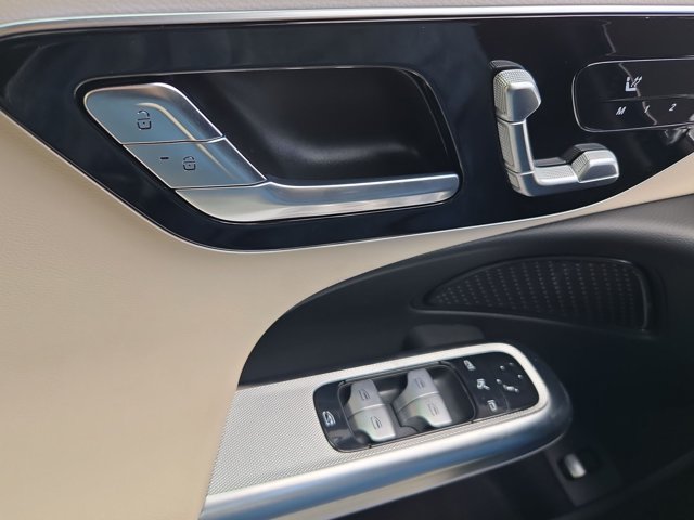Used 2026 Mercedes-Benz E 350 Sedan image 25