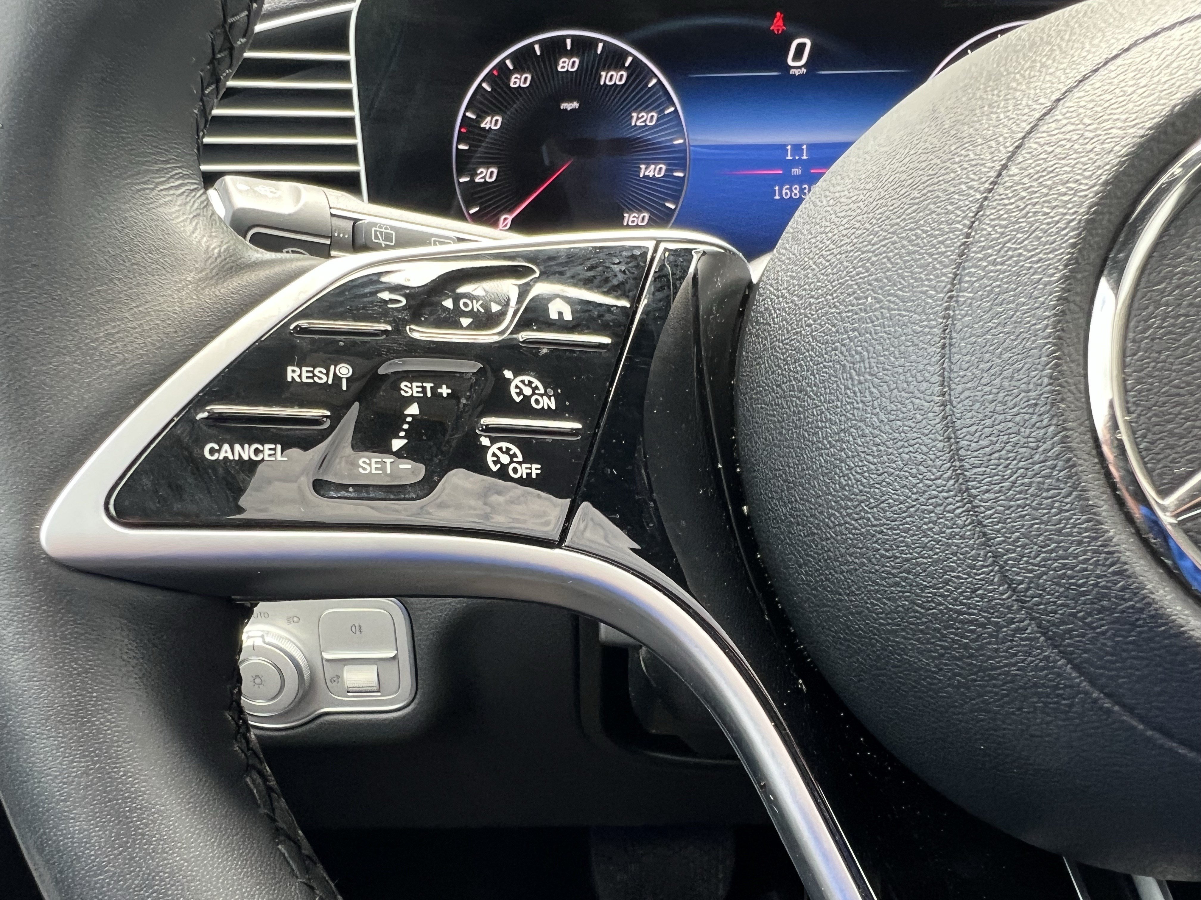 Certified 2025 Mercedes-Benz GLE 450 4MATIC image 19
