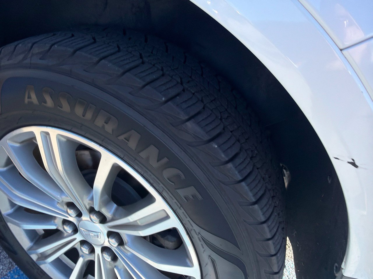 Used 2019 Cadillac XT5 Luxury AWD/4WD image 7