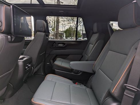 New 2026 GMC Yukon AT4 w/ AT4 Premium Plus Package AWD/4WD image 19