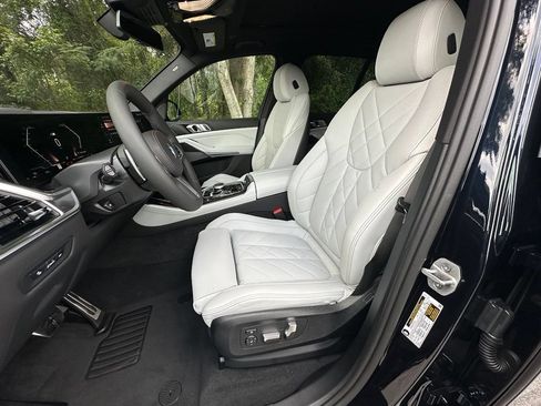 New 2026 BMW X5 sDrive40i w/ M Sport Package RWD image 11