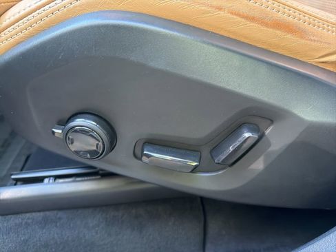 Used 2017 Volvo XC90 T6 Inscription w/ Vision Package image 19